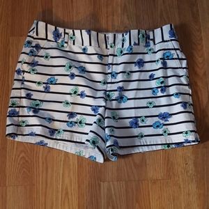 Elle Women Shorts